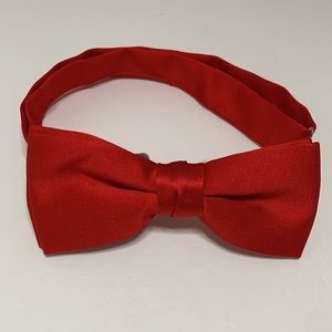 Pre-tied Red Bow Tie ❤️